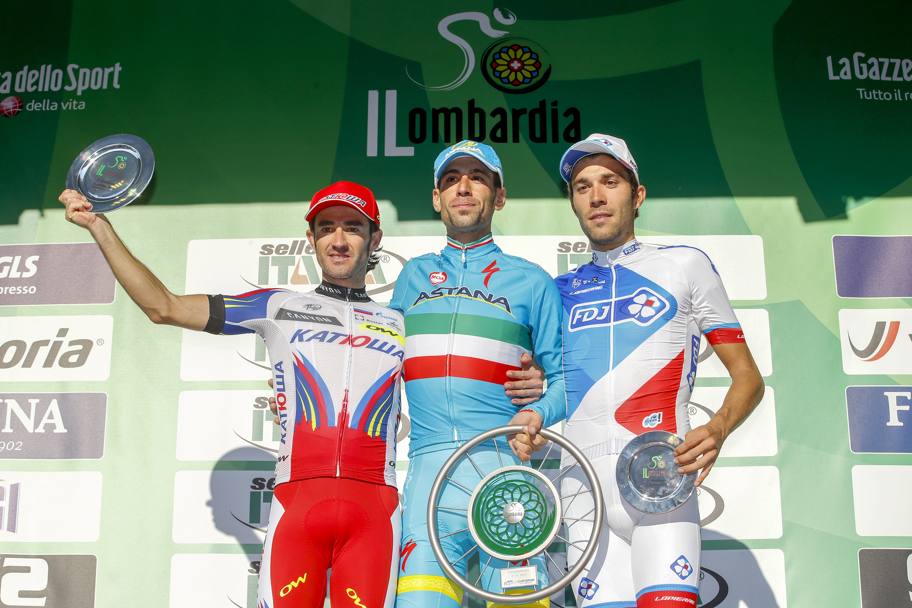 Il podio del Lombardia con Moreno, Nibali e Pinot. Bettini